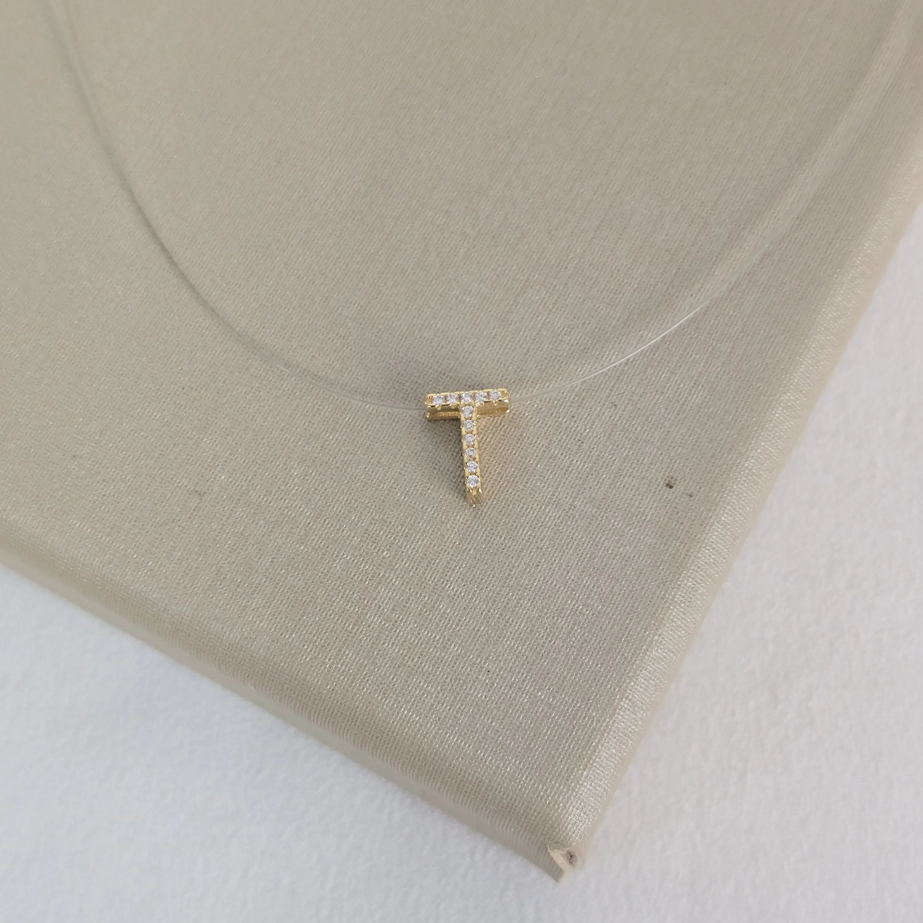 Colar Inicial Zircônia | Fio Nylon